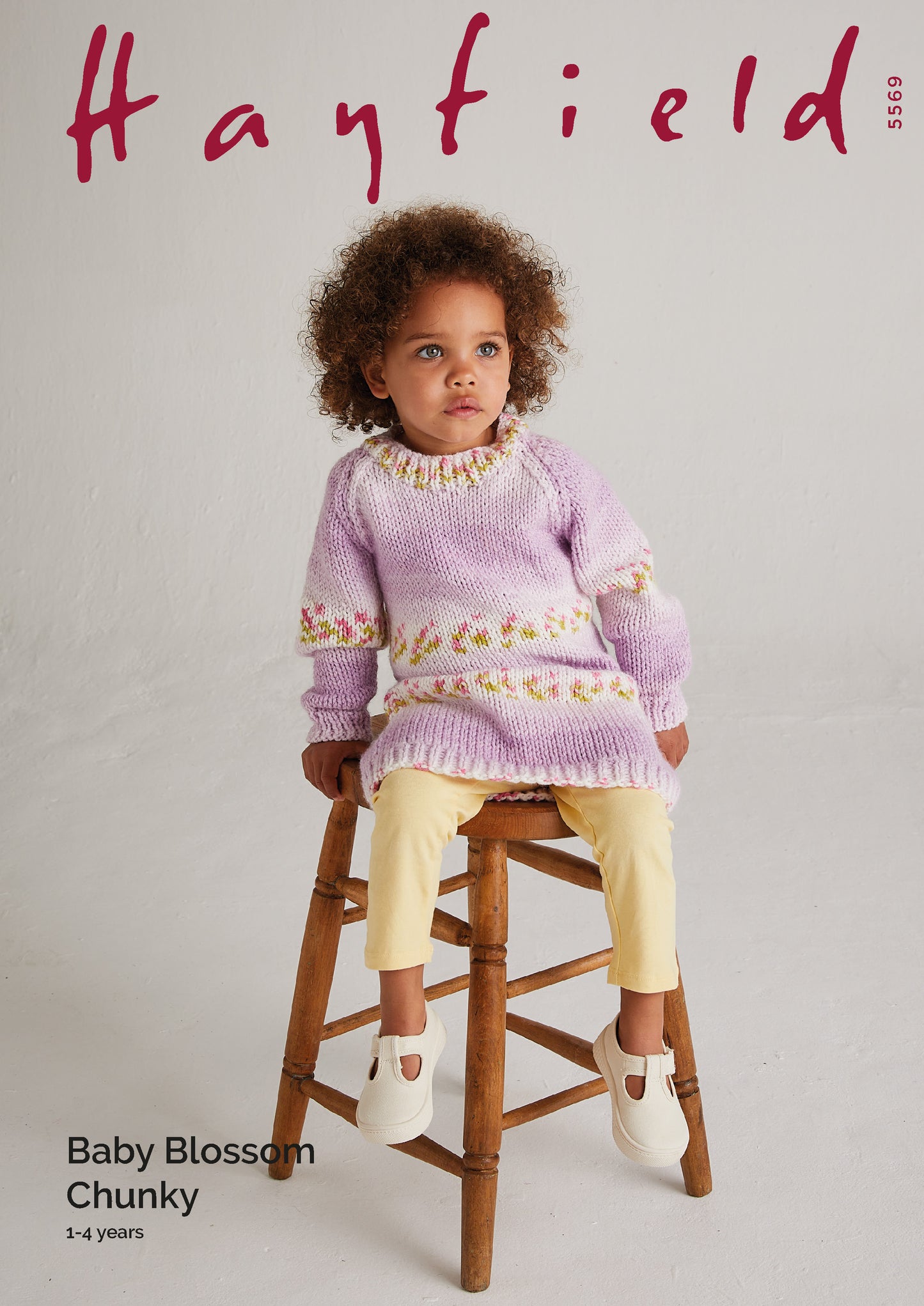 Hayfield Blossom Chunky - Pattern 5569