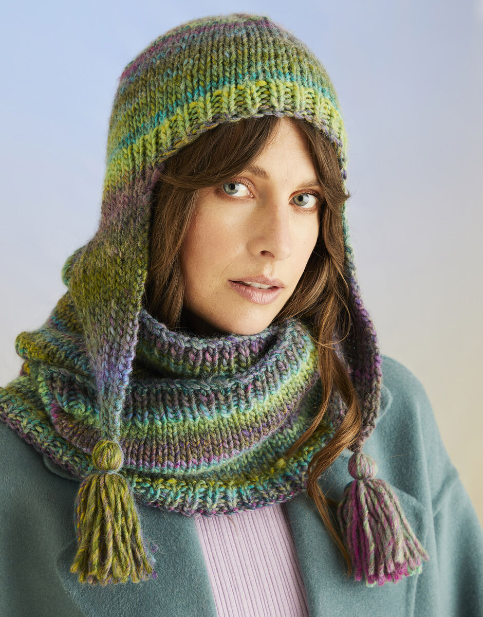 Anemone Hat and Snood in Sirdar Jewelspun Chunky - Pattern 10709