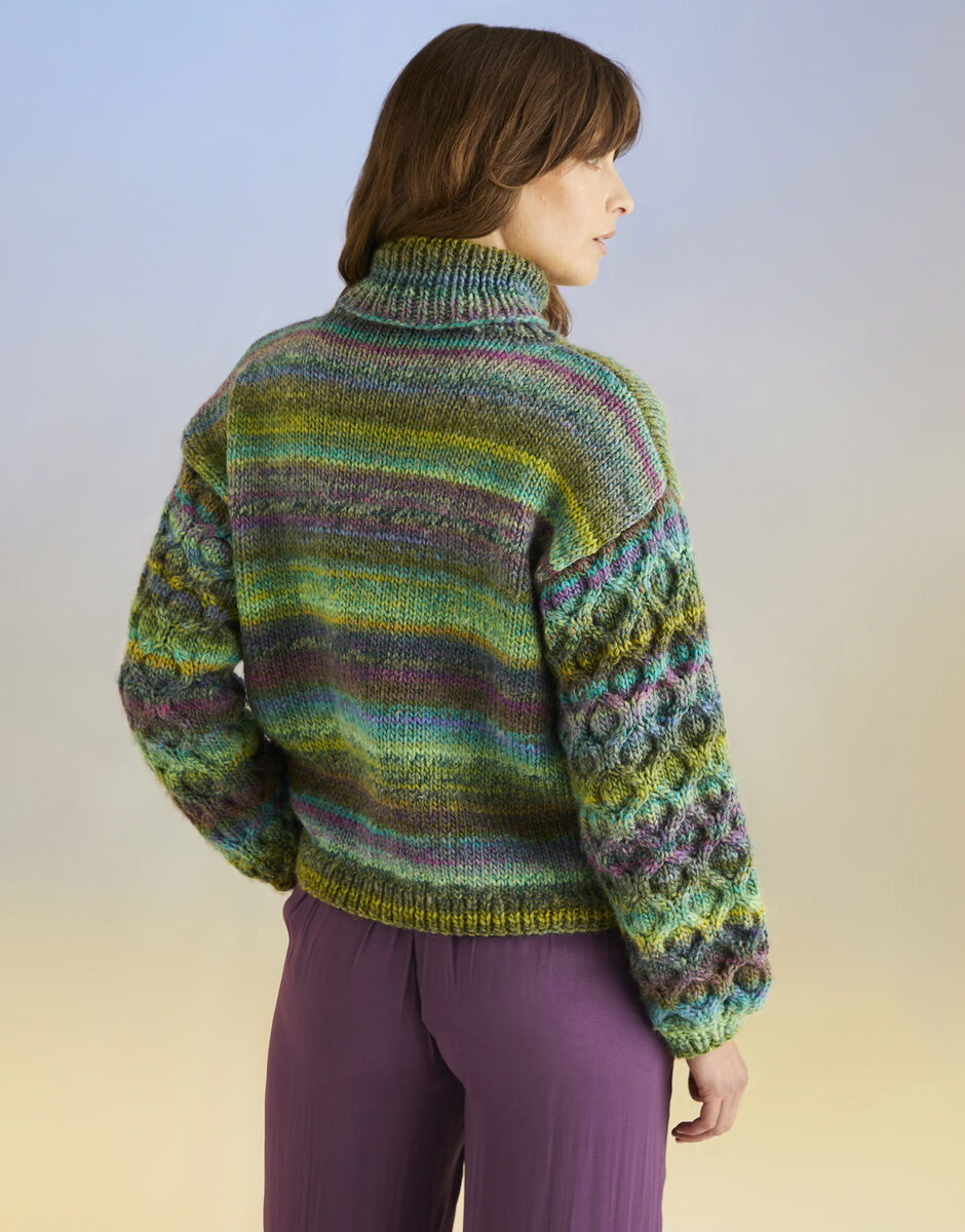 Kelp Sleeve Sweater and Scarf in Sirdar Jewelspun Chunky - Pattern 10706