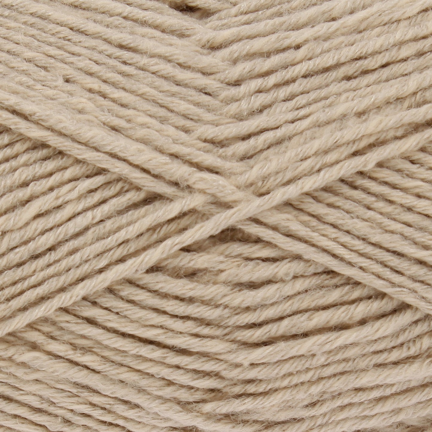 Oatmeal coloured solid yarn