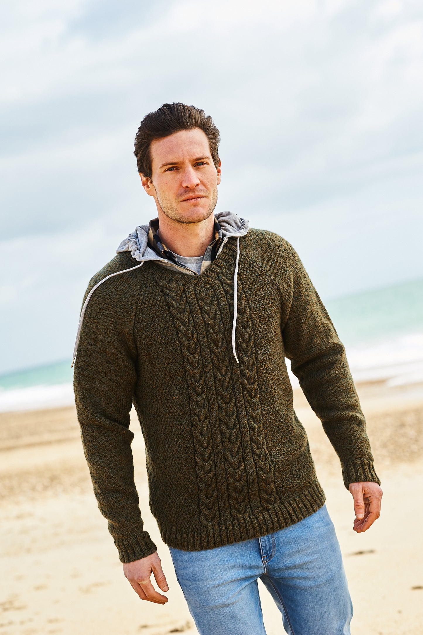 Stylecraft Highland Heathers DK Pattern - 9867 Men's Sweaters