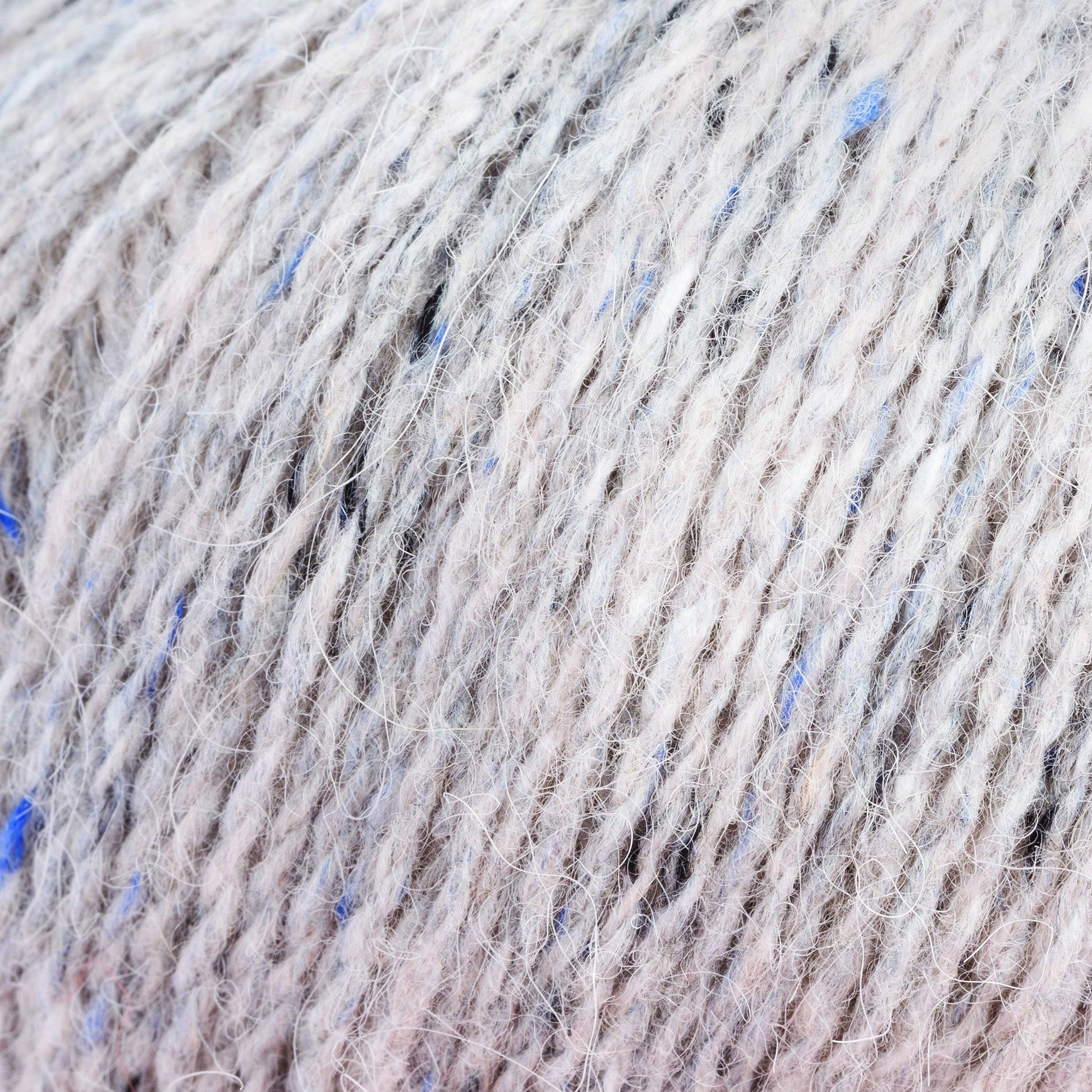 clay 177 - off white tweed