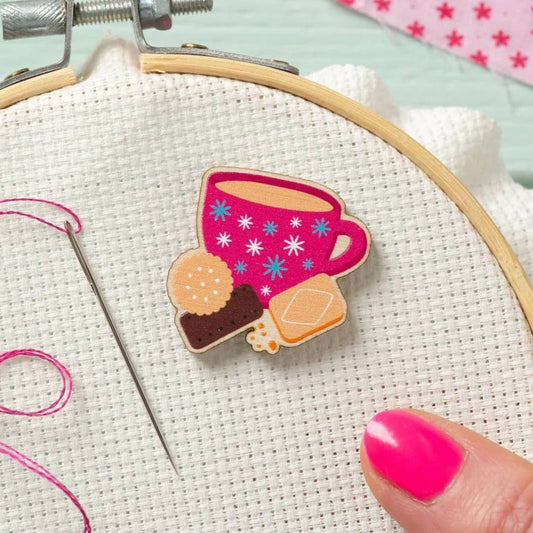 Tea & Biscuits Magnetic Needle Minder | Creative Gift
