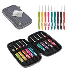 Crochet Hook Set in Zip Case